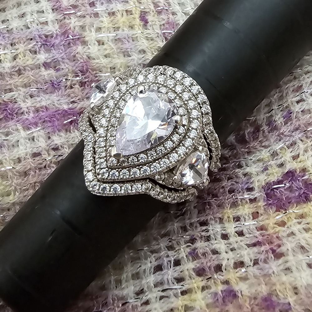 Joancee Pear Wedding Ring Set of 3, S925